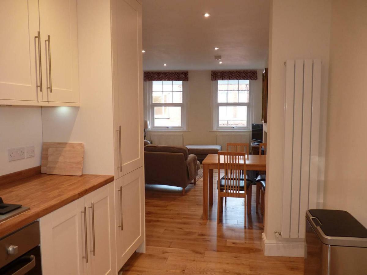 Brockenhurst Apartments Dış mekan fotoğraf